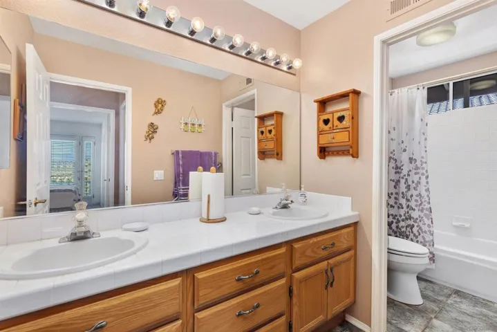 5213 Palmera Drive, Oceanside, California 92056