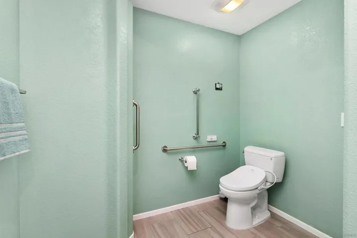 5213 Palmera Drive, Oceanside, California 92056