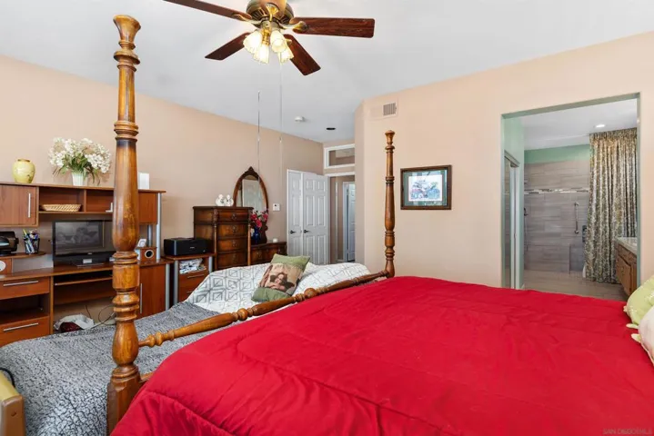 5213 Palmera Drive, Oceanside, California 92056