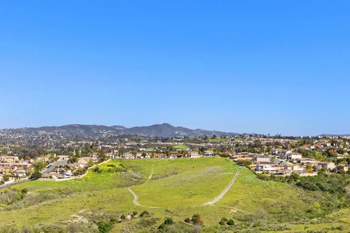 5213 Palmera Drive, Oceanside, California 92056