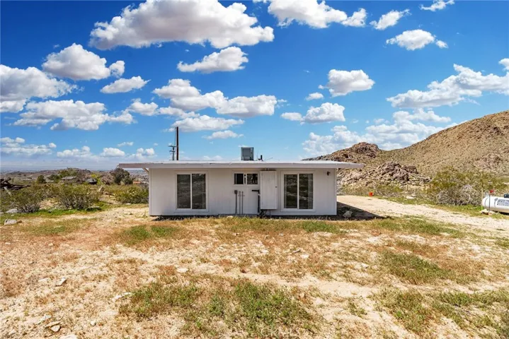 15223 Byron Drive, Apple Valley, California 92307