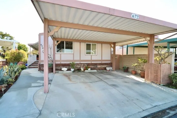 672 View Lake 174, Brea, California 92821
