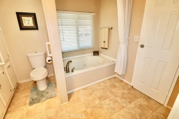 672 View Lake 174, Brea, California 92821