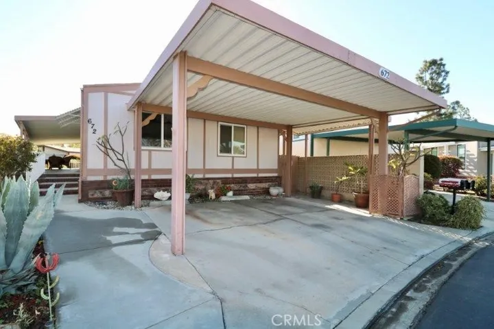 672 View Lake 174, Brea, California 92821