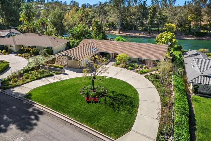 Shangri-la awaits at 515 Lakeside Drive...