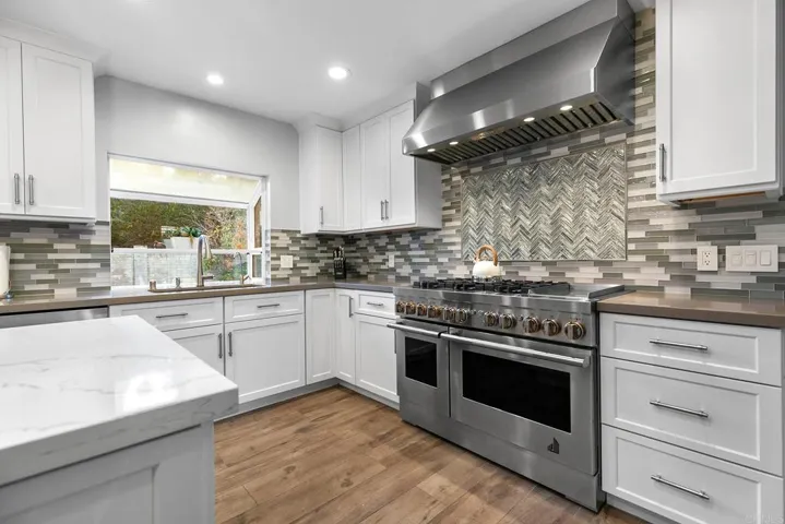 4874 Sunrise Valley Dr., El Cajon, California 92020