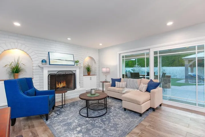 4874 Sunrise Valley Dr., El Cajon, California 92020