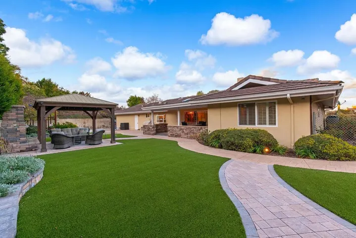 4874 Sunrise Valley Dr., El Cajon, California 92020