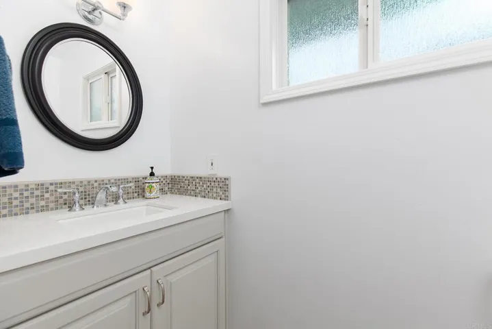 4874 Sunrise Valley Dr., El Cajon, California 92020