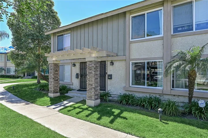 5065 Via Brenda, La Palma, California 90623