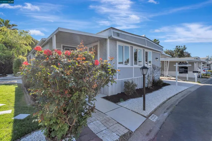 2220 Dalis, Concord, California 94520