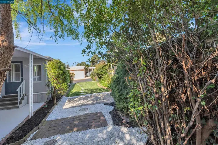 2220 Dalis, Concord, California 94520