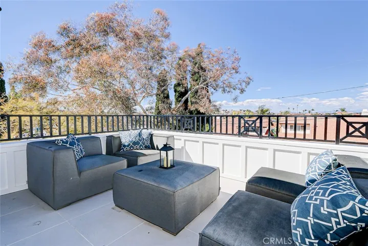 2220 Belmont Lane, Redondo Beach, California 90278