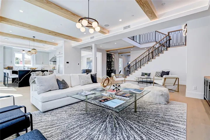 2220 Belmont Lane, Redondo Beach, California 90278
