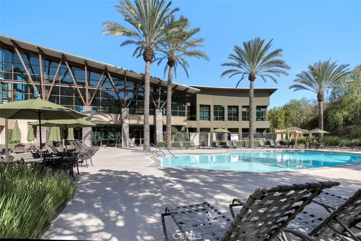 9123 Larkspur Drive, Corona, California 92883