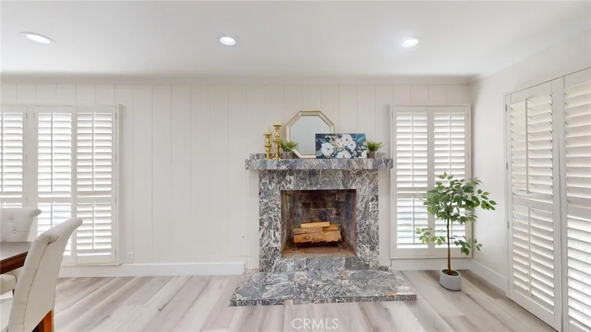 COZY FIREPLACE