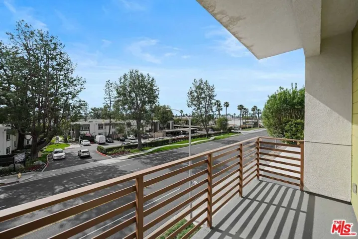 7411 Artesia Boulevard 201, Buena Park, California 90621