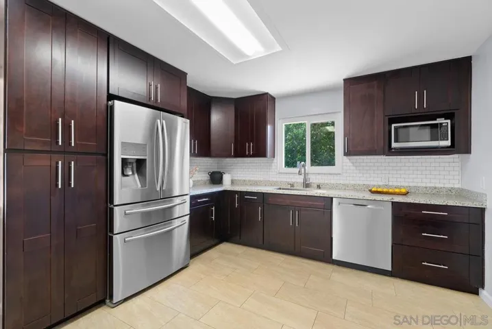 1801 Country Ln, Escondido, California 92025