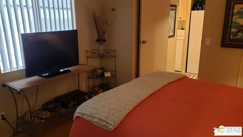 master bedroom pic 2