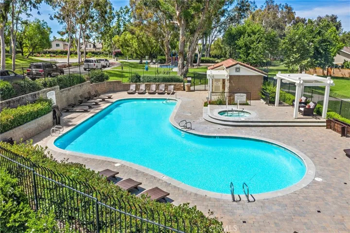 Community pool
