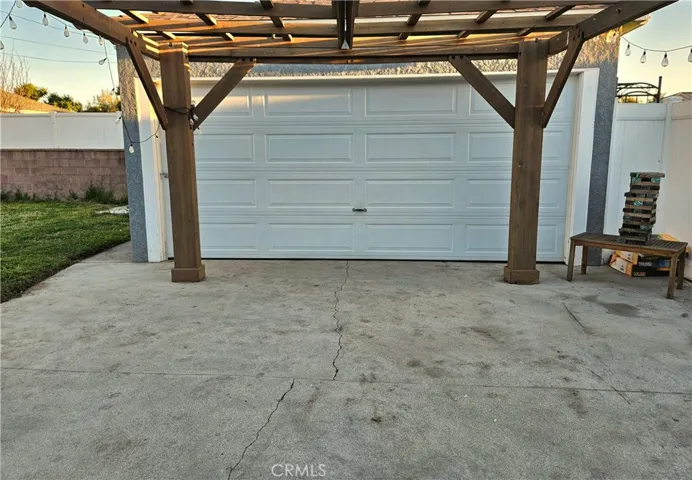 2 car garage, arbor