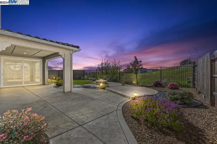3389 Gopher Ridge Dr, Folsom, California 95630