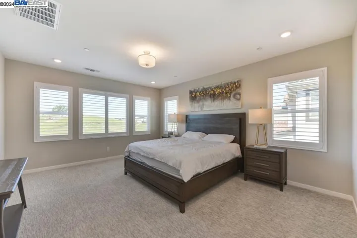 3389 Gopher Ridge Dr, Folsom, California 95630