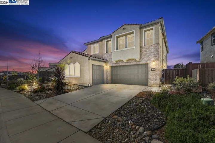 3389 Gopher Ridge Dr, Folsom, California 95630