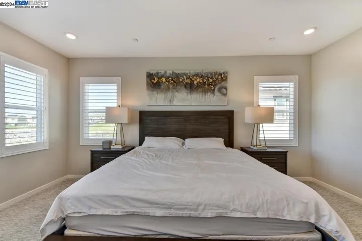 3389 Gopher Ridge Dr, Folsom, California 95630