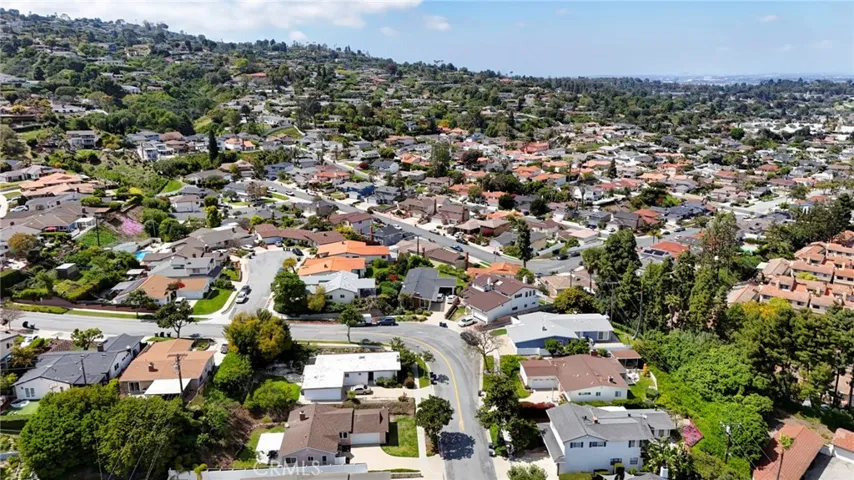 28635 Gunter Road, Rancho Palos Verdes, California 90275