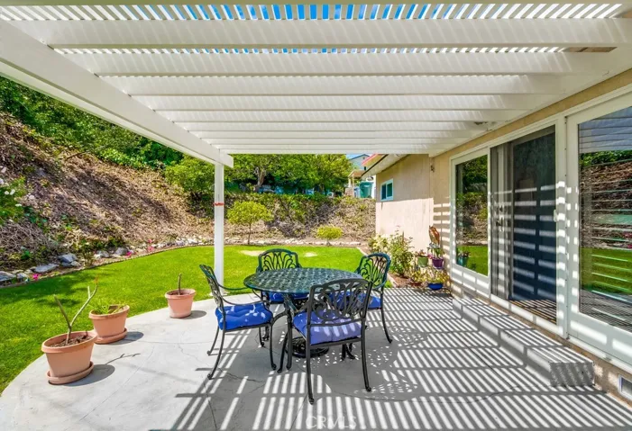 28635 Gunter Road, Rancho Palos Verdes, California 90275