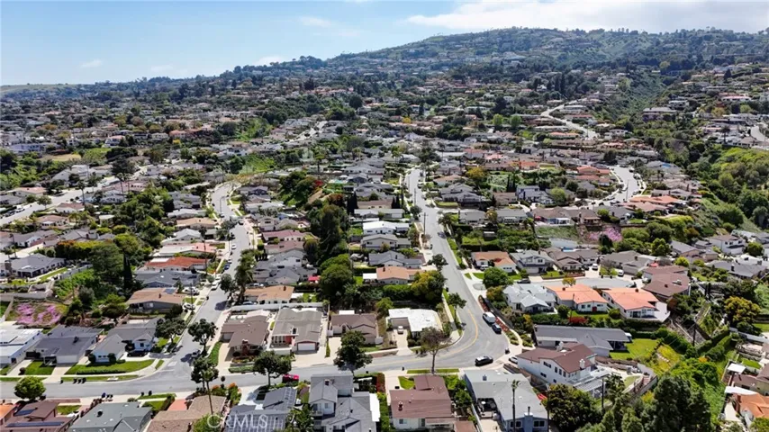 28635 Gunter Road, Rancho Palos Verdes, California 90275