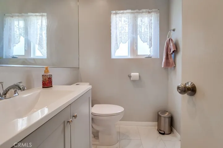 28635 Gunter Road, Rancho Palos Verdes, California 90275