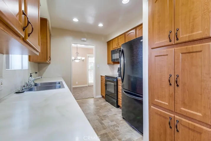 28635 Gunter Road, Rancho Palos Verdes, California 90275