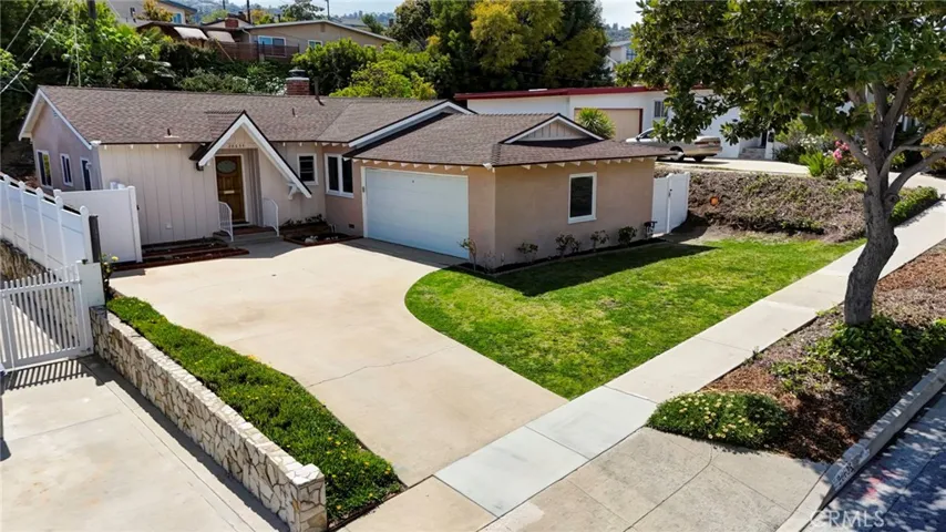 28635 Gunter Road, Rancho Palos Verdes, California 90275