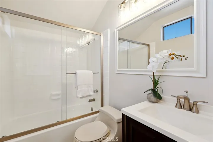 7 Riverstone 84, Irvine, California 92606