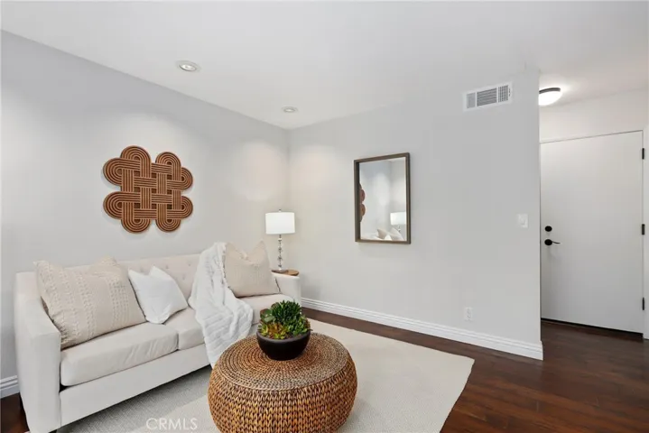 7 Riverstone 84, Irvine, California 92606
