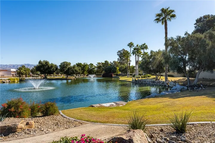 41824 Jupiter Hills Court 25-15, Palm Desert, California 92211