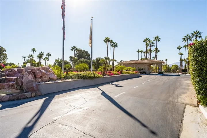 41824 Jupiter Hills Court 25-15, Palm Desert, California 92211