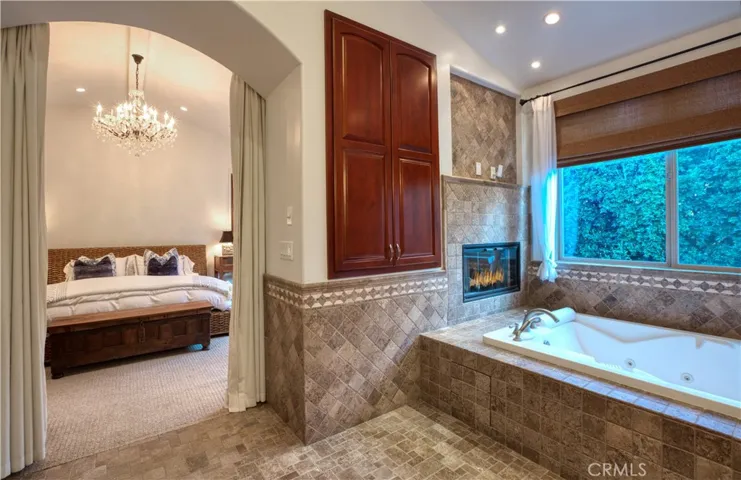 1636 Ruhland Avenue, Manhattan Beach, California 90266