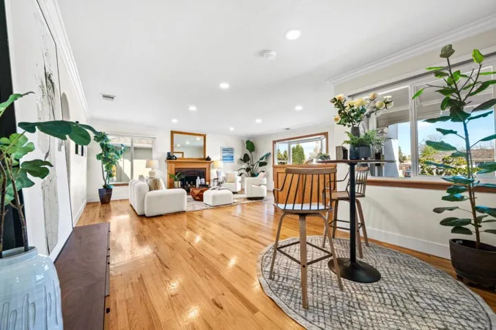 2270 Lindaire Avenue, San Jose, California 95128