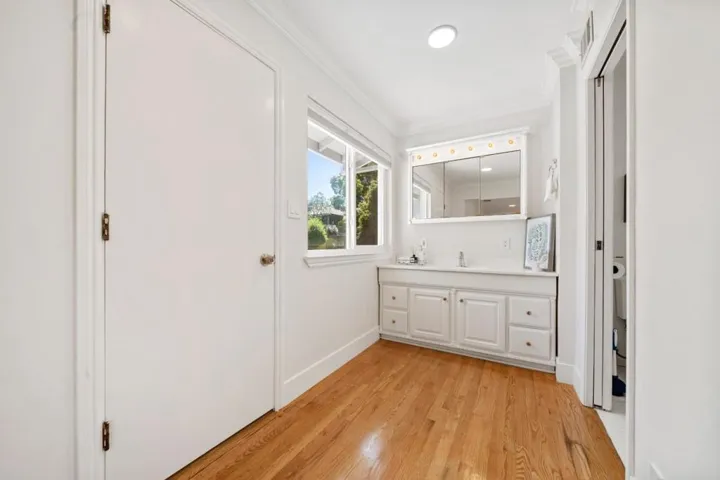 2270 Lindaire Avenue, San Jose, California 95128