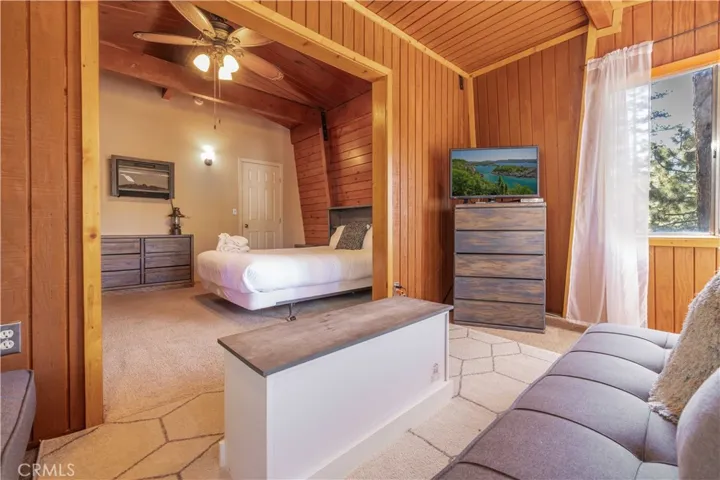 337 W Sherwood Boulevard, Big Bear City, California 92314