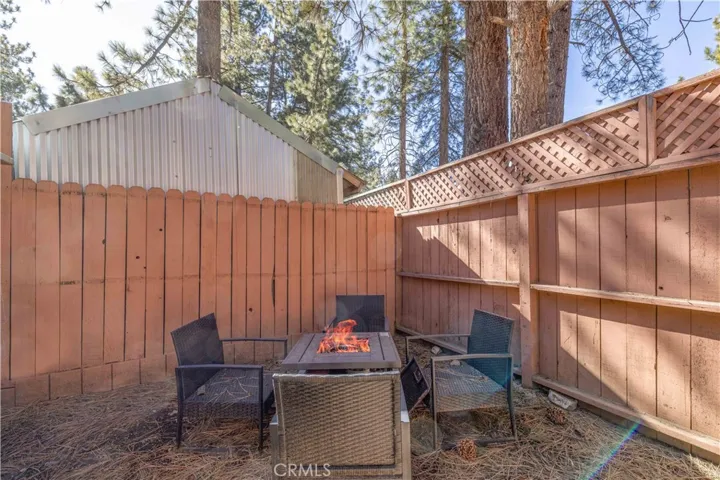 337 W Sherwood Boulevard, Big Bear City, California 92314