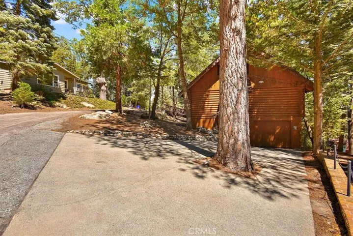 479 Oriole, Twin Peaks, California 92391