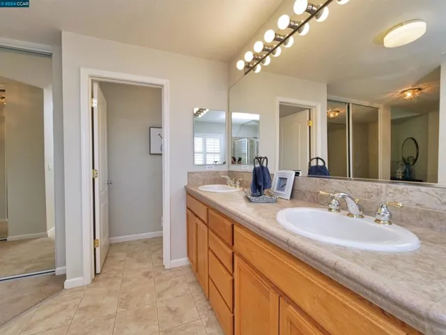 3566 Lovebird Way, Antioch, California 94509-6458