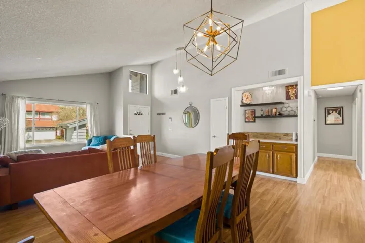 202 Falcon Way, Hercules, California 94547