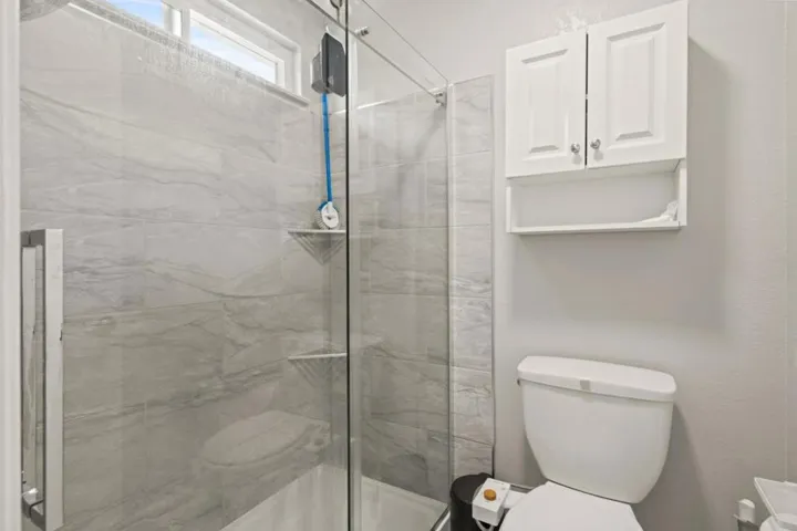 202 Falcon Way, Hercules, California 94547