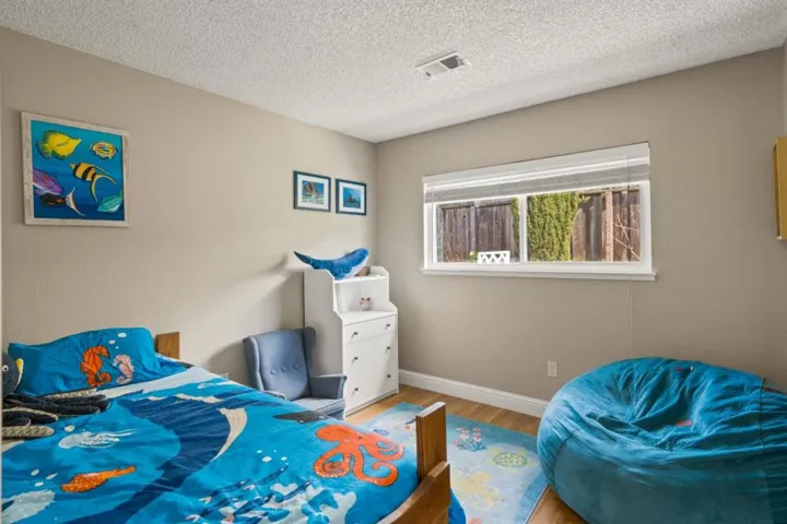 202 Falcon Way, Hercules, California 94547