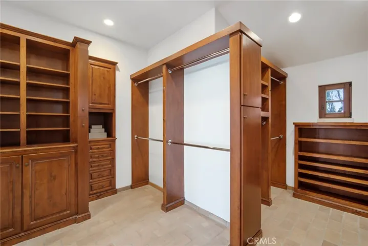 1302 Skyline Drive, Laguna Beach, California 92651